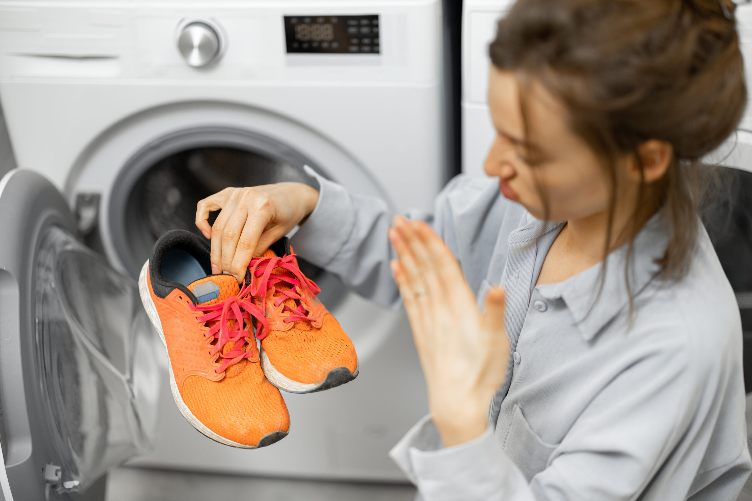 pranie butów w pralce